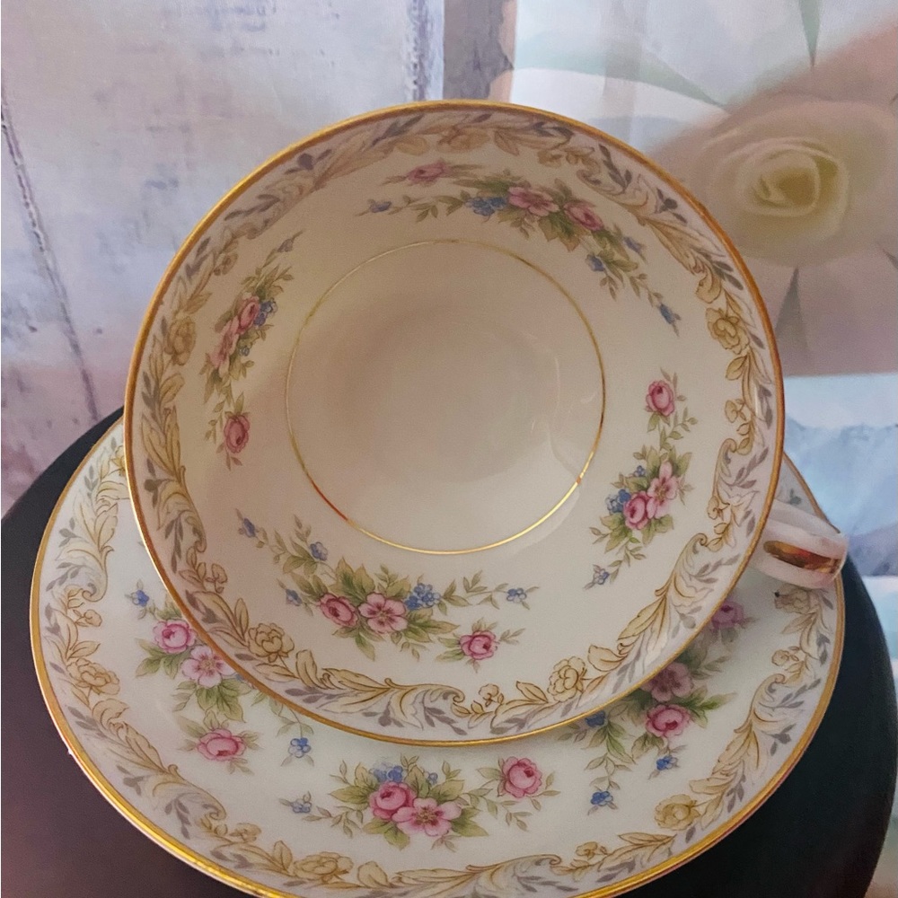 VINTAGE NORITAKE SOMERSET CUP & SAUCER.